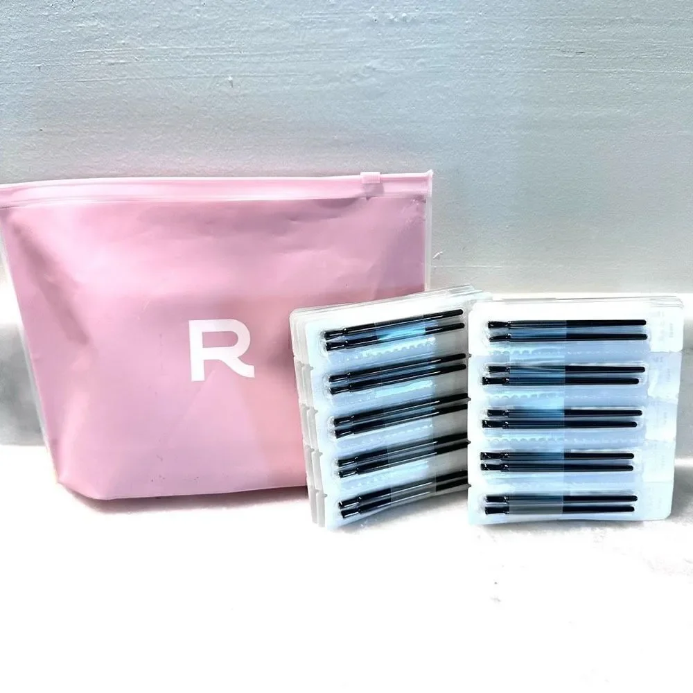 Rory NWT Lot of Waterproof Bag and 130 Sealed Disposable Sterile Eyelash Brush A